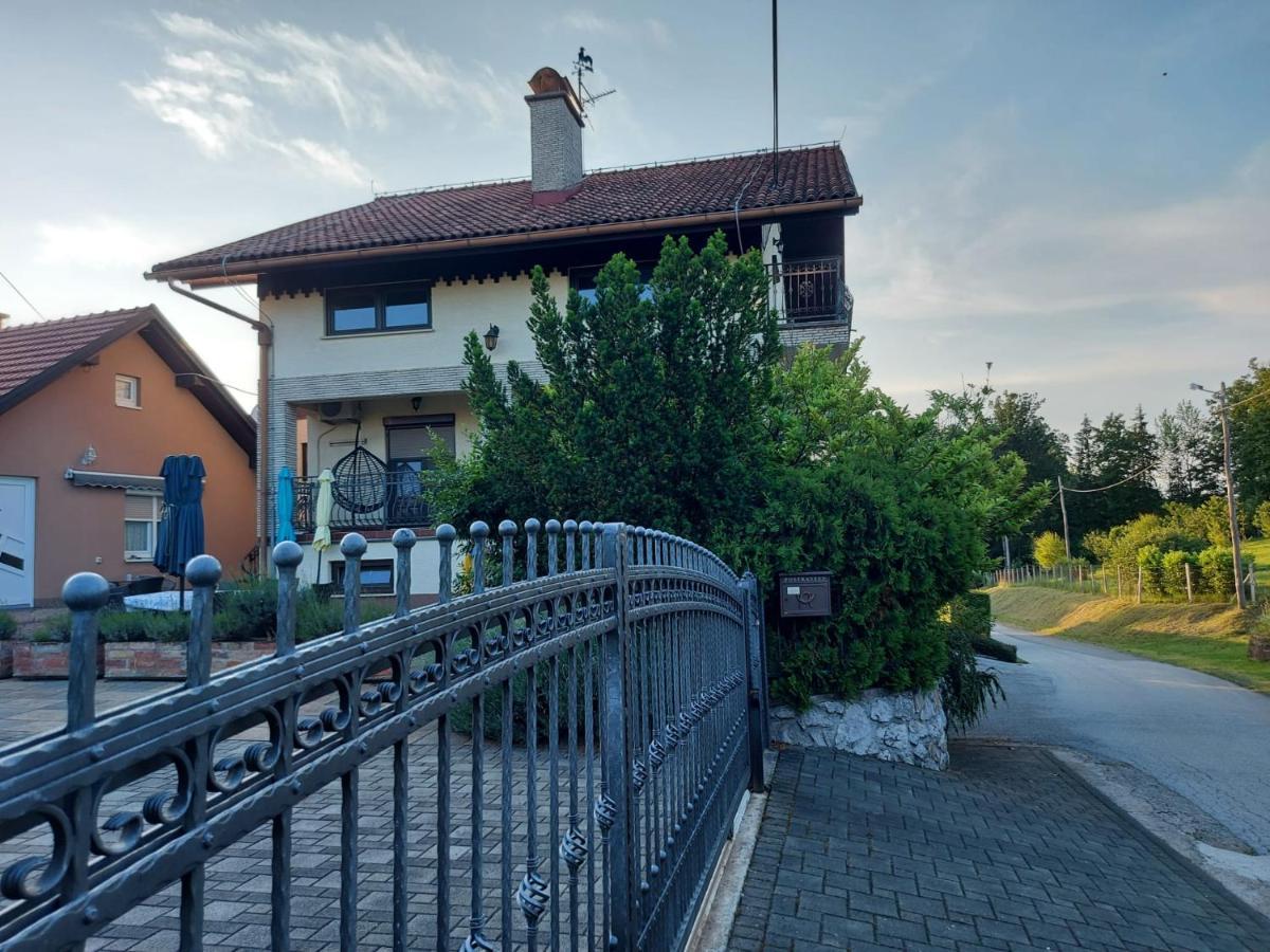 Apartman Nada Ozalj Exterior foto